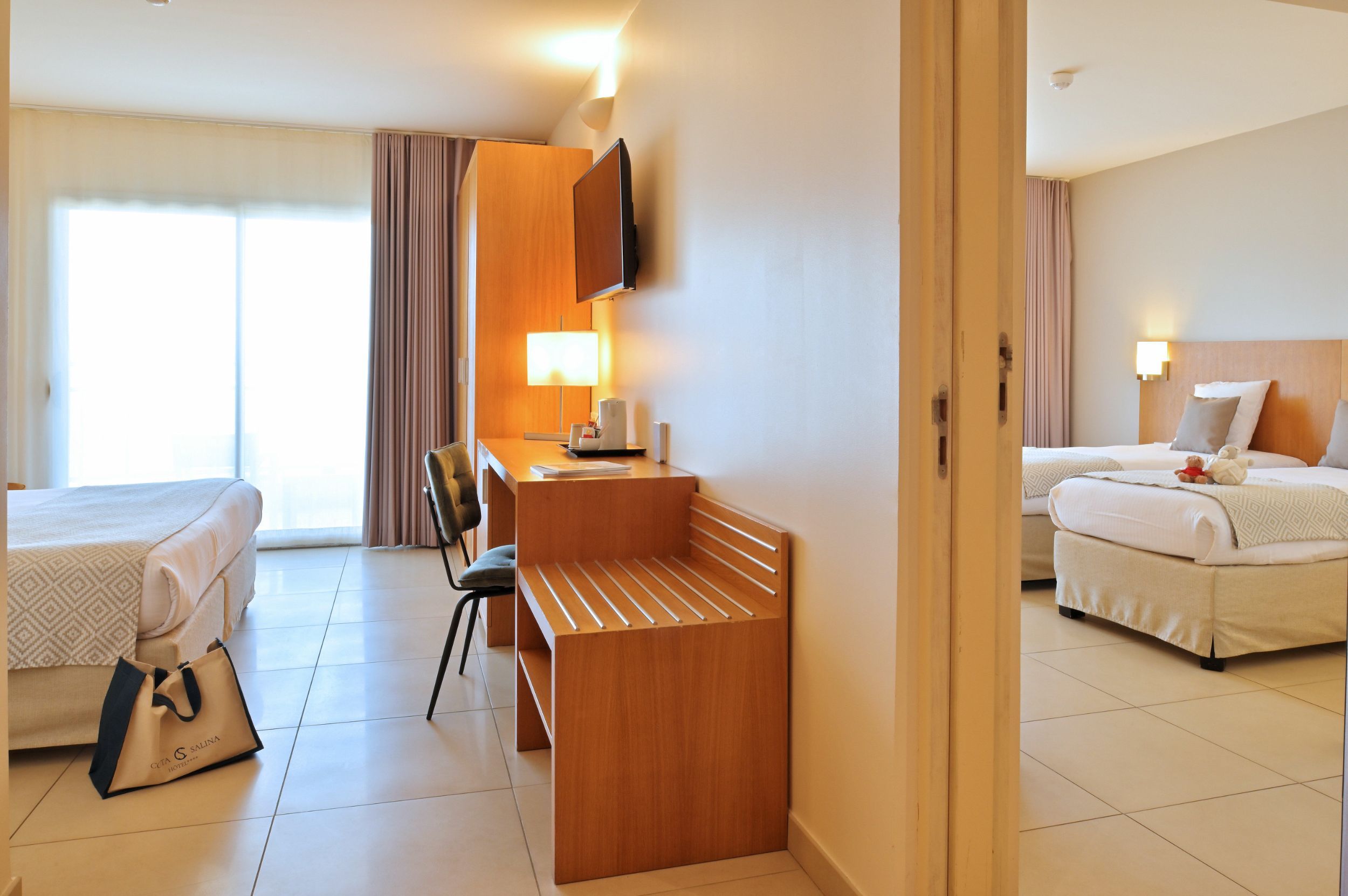 Une chambre d'hôtel avec vue piscine à Porto-Vecchio | Hôtel Costa Salina